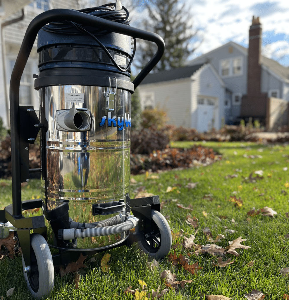 gutter cleaning vacuum